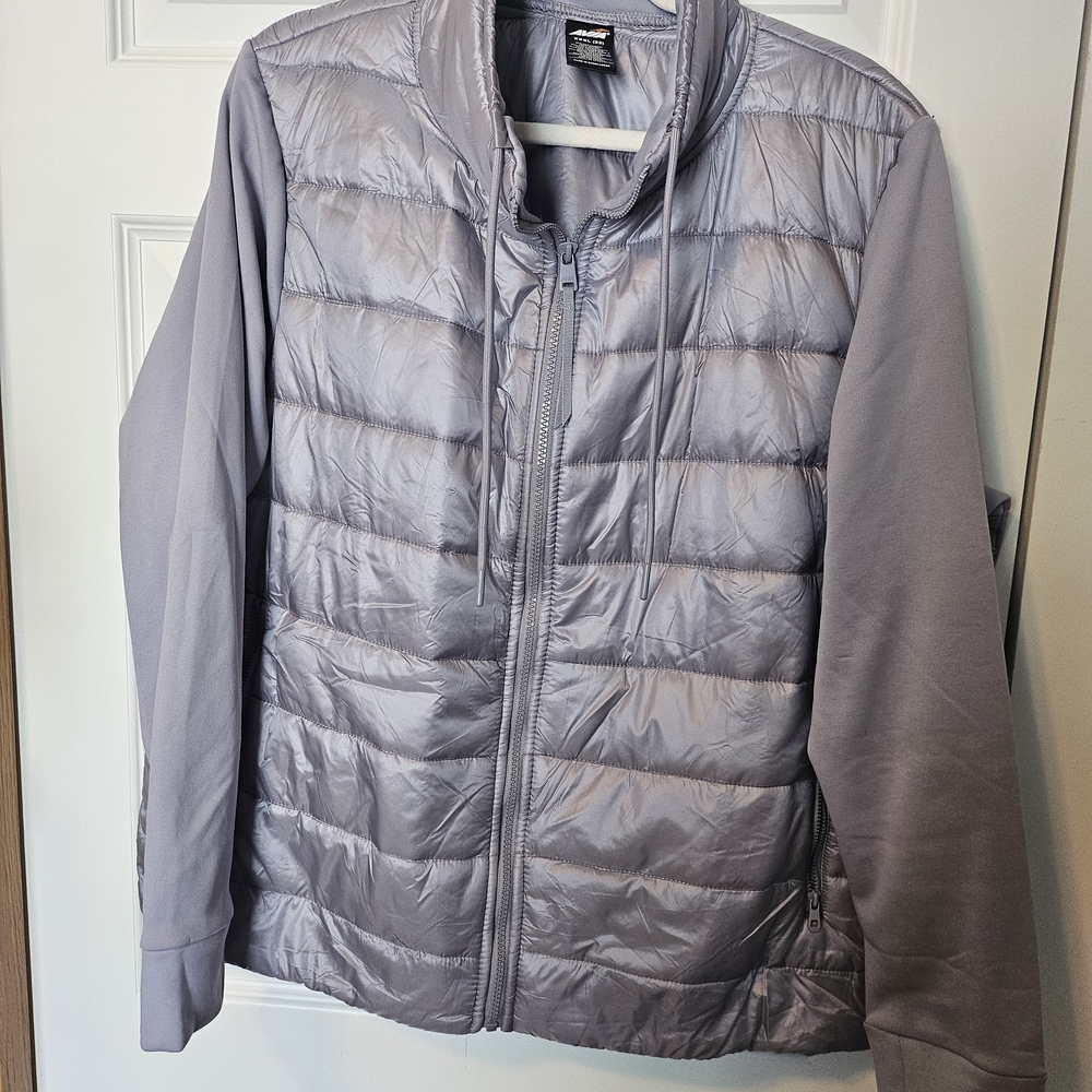 Women's Gray Puffer Jacket Packable Travel Outdoor Gorpcore Quiet Luxury